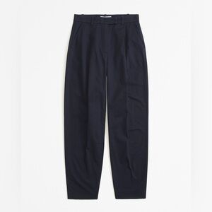 Abercrombie and Fitch Crisp Cotton Taper Ankle Pant Size 32